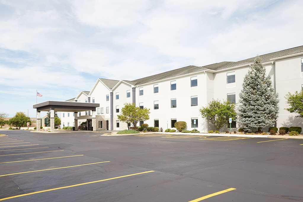 Best Western Plus Bourbonnais Hotel & Suites Экстерьер фото