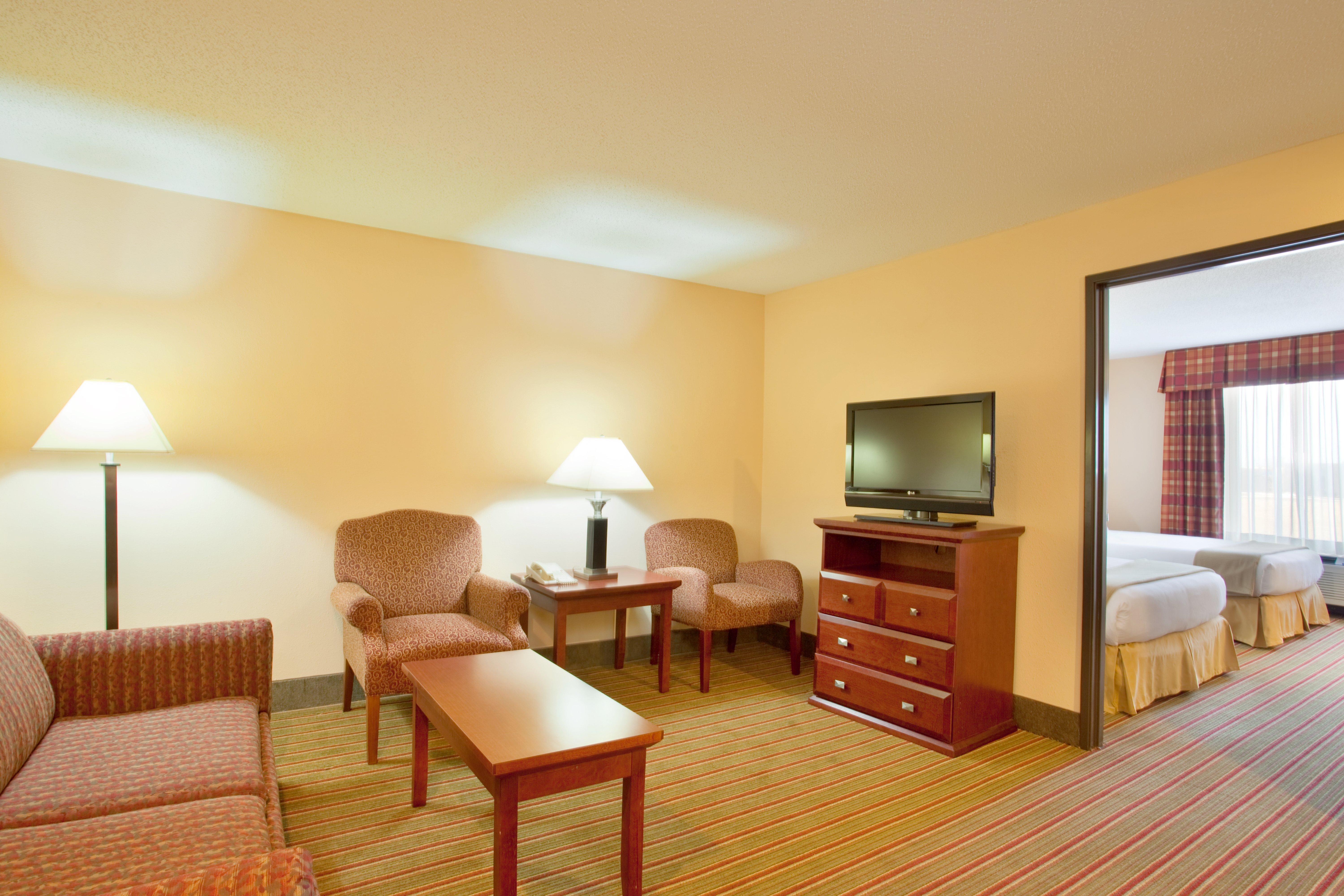 Best Western Plus Bourbonnais Hotel & Suites Экстерьер фото