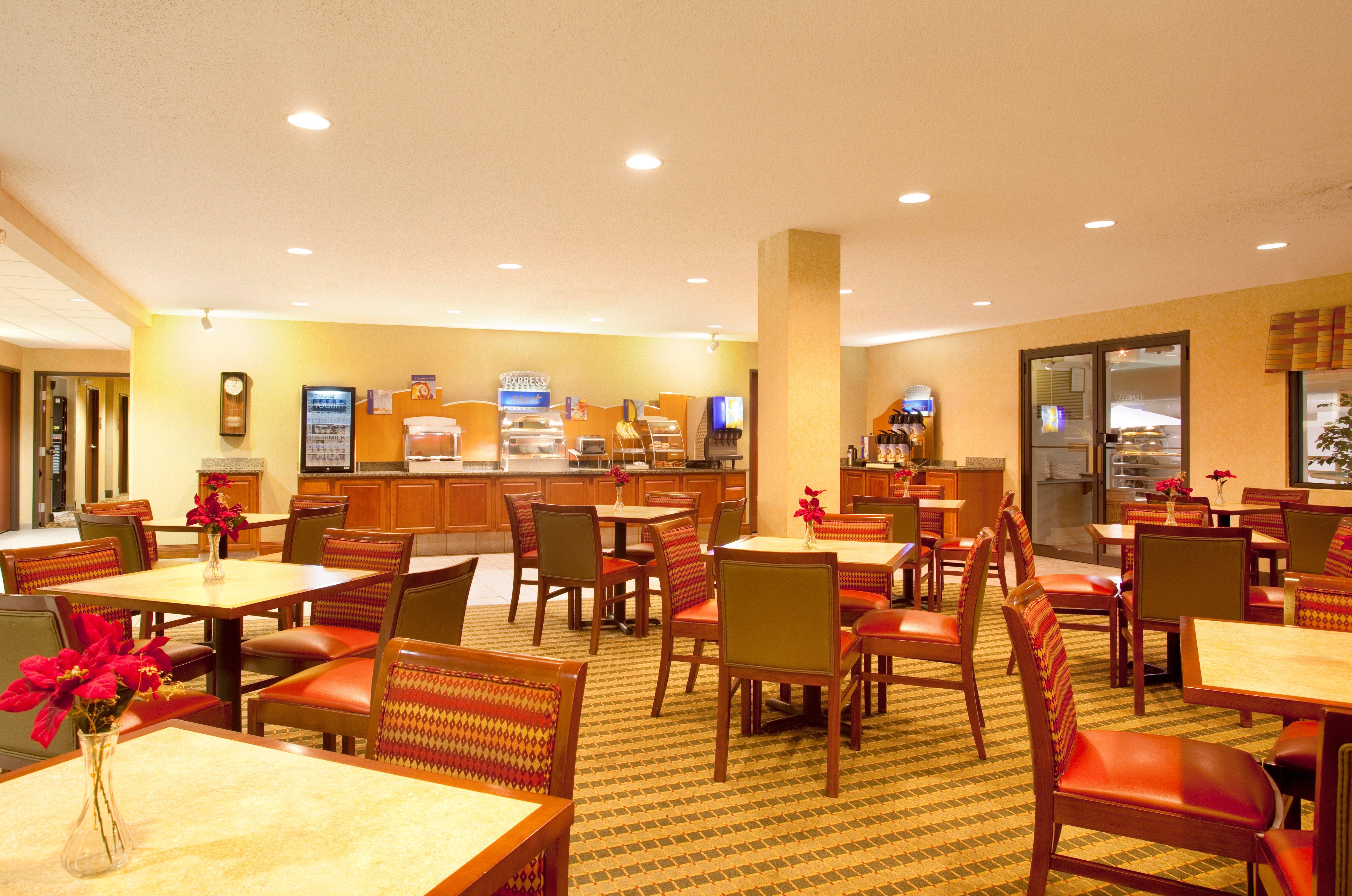 Best Western Plus Bourbonnais Hotel & Suites Экстерьер фото