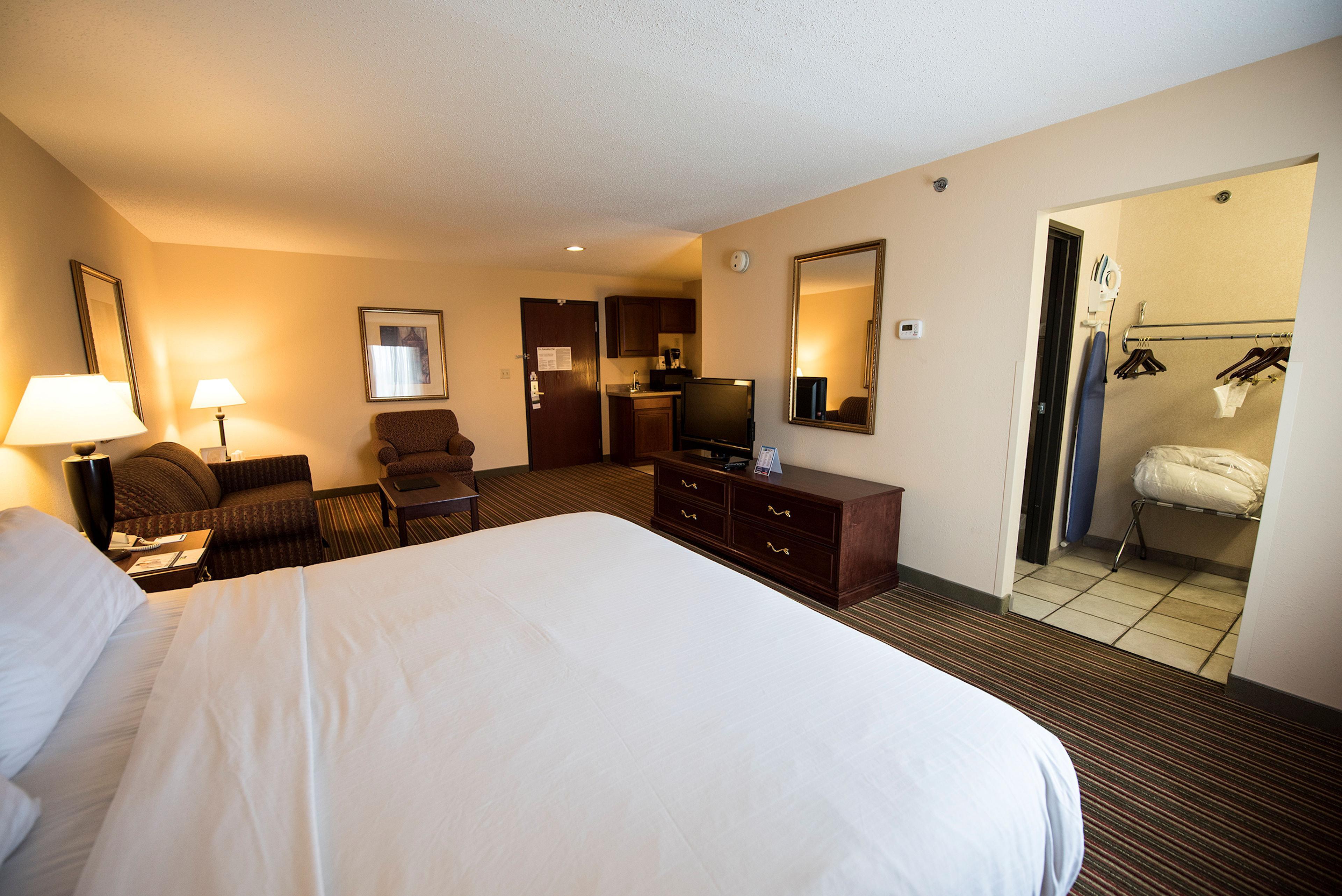 Best Western Plus Bourbonnais Hotel & Suites Экстерьер фото