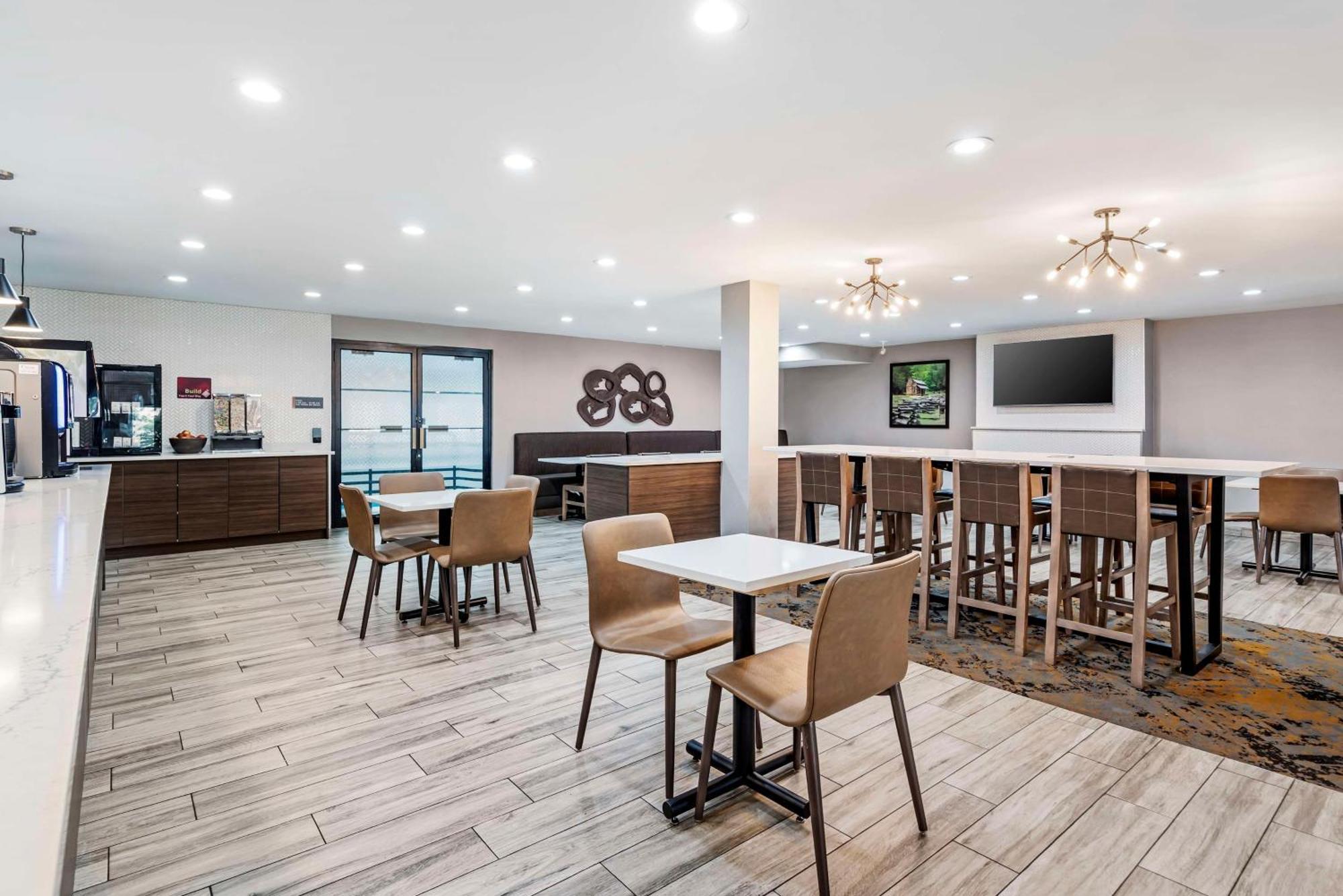 Best Western Plus Bourbonnais Hotel & Suites Экстерьер фото