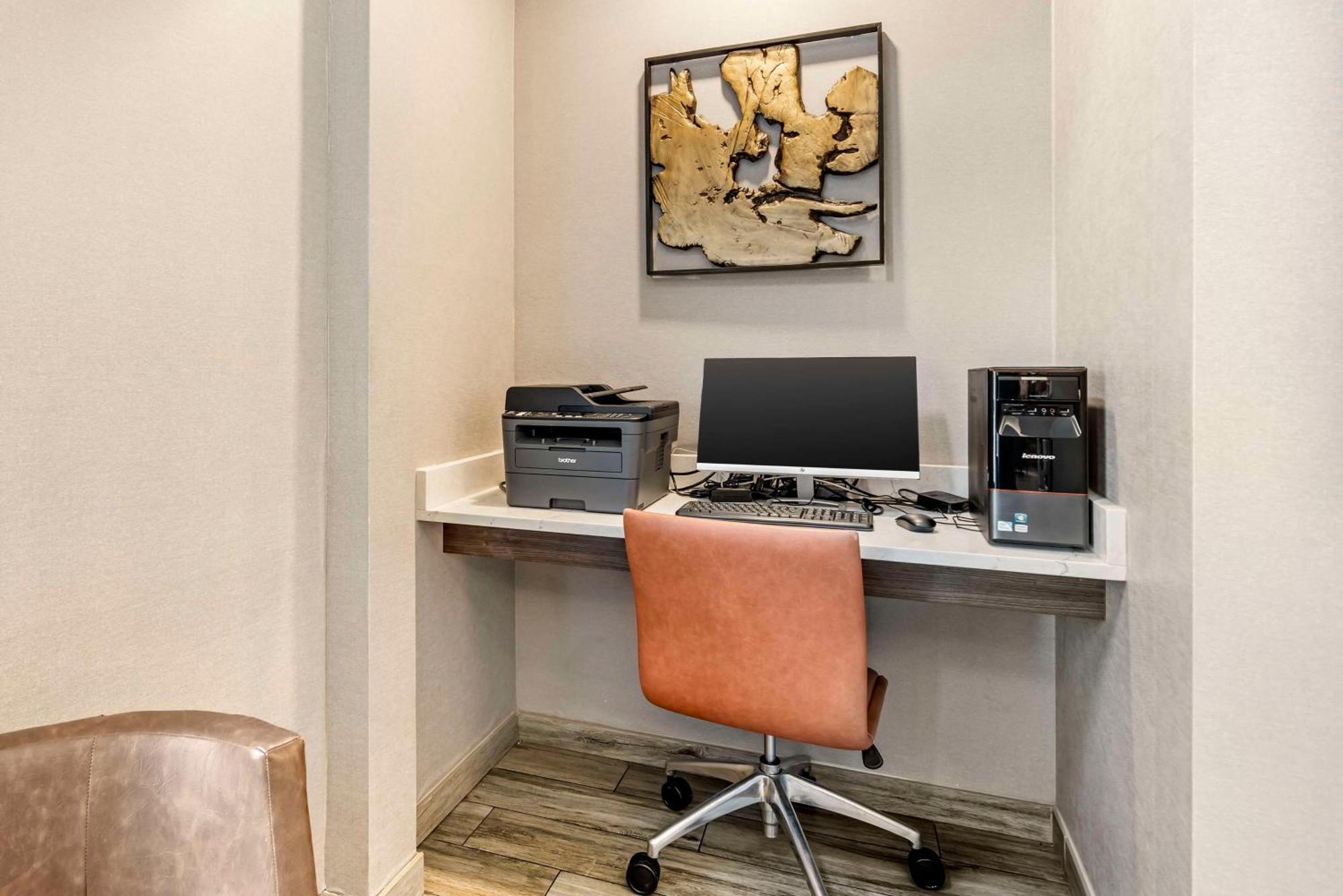Best Western Plus Bourbonnais Hotel & Suites Экстерьер фото