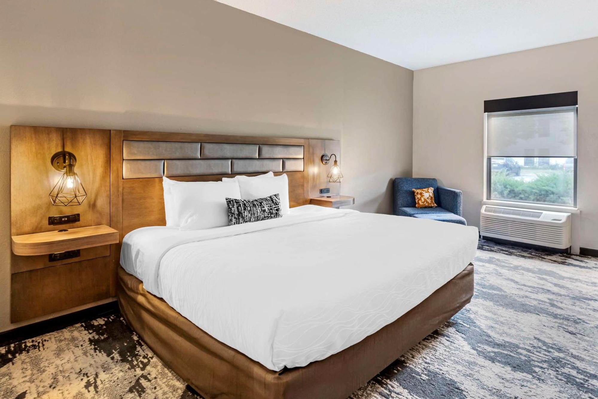 Best Western Plus Bourbonnais Hotel & Suites Экстерьер фото