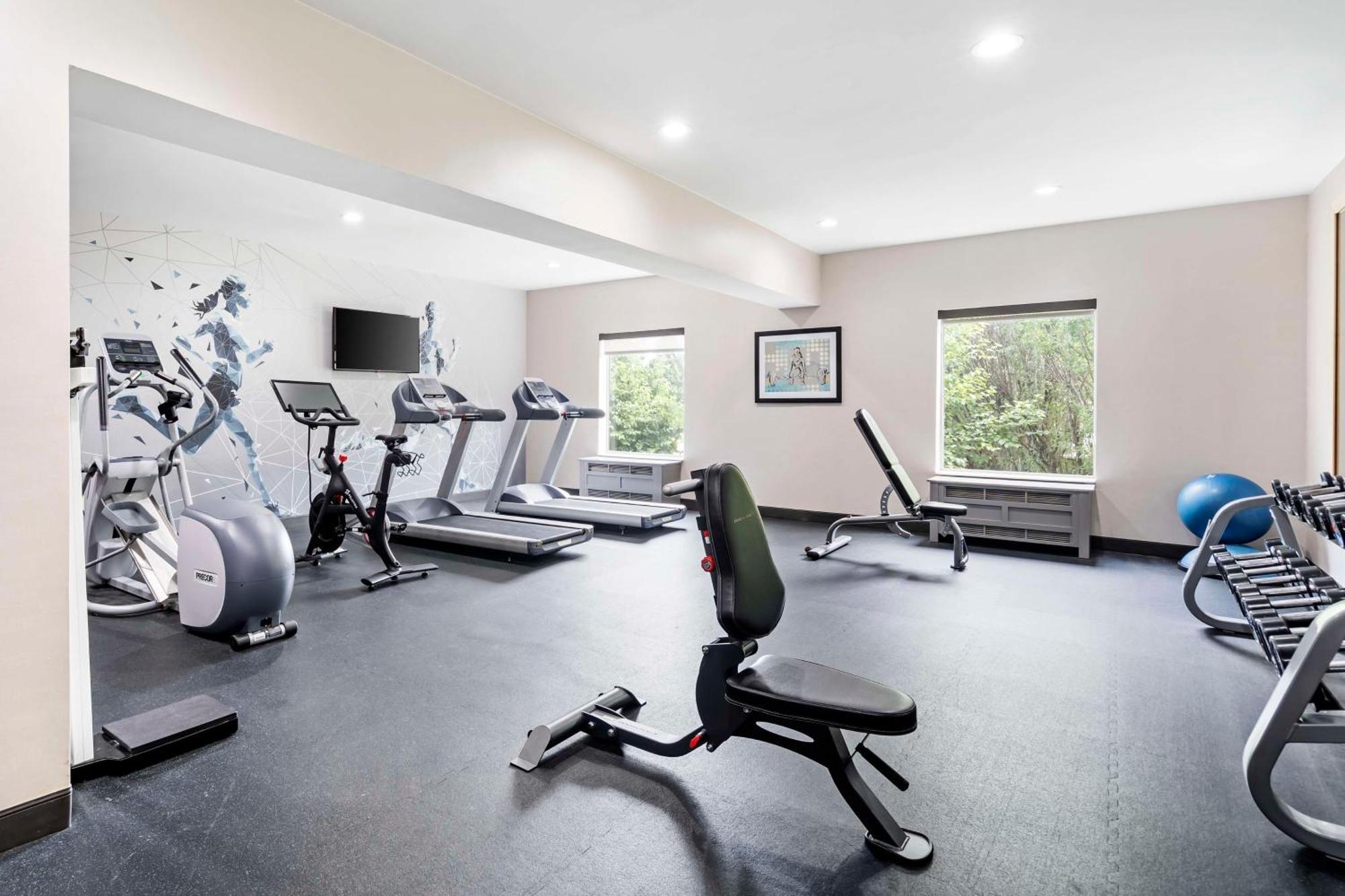 Best Western Plus Bourbonnais Hotel & Suites Экстерьер фото